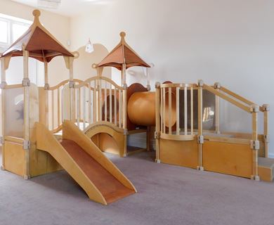 Coombe Dingle Nursery Baby Gym (1)
